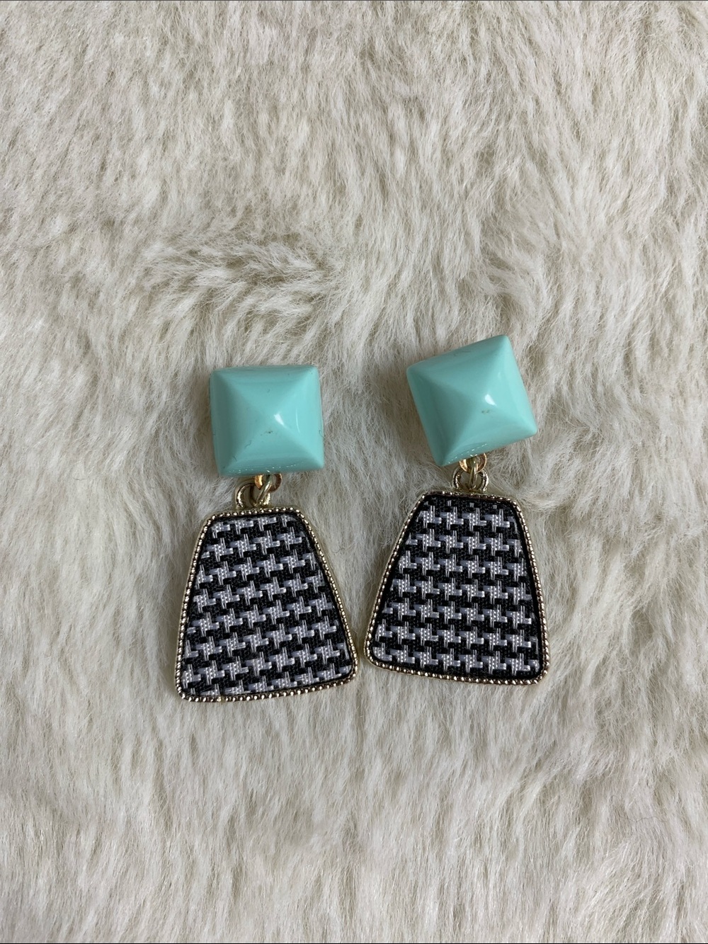 Aqua Studded Black & White Houndstooth Drop Earrings 1.5in